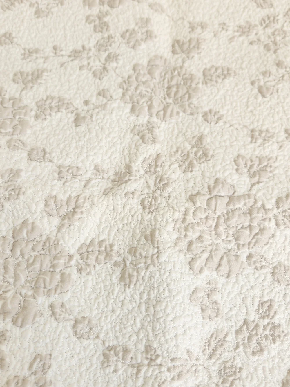 Pine Cone Hill Scalloped Floral Quilt Euro Sham Beige and White 2 Sided